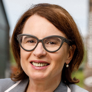  Irina Becker